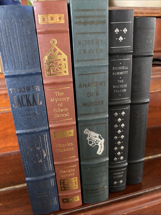 franklin library Other - The Franklin Mystery Set The Maltese Falcon Classic Detective Book and More